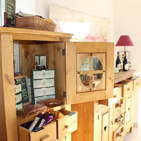 Le Clos De La Challangette Bed & Breakfast