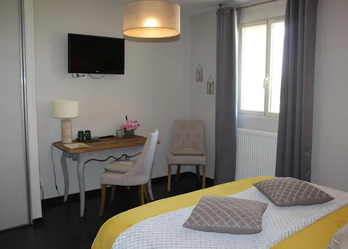 ベッド・アンド・ブレックファスト ル クロ ドゥ ラ シャランジェット