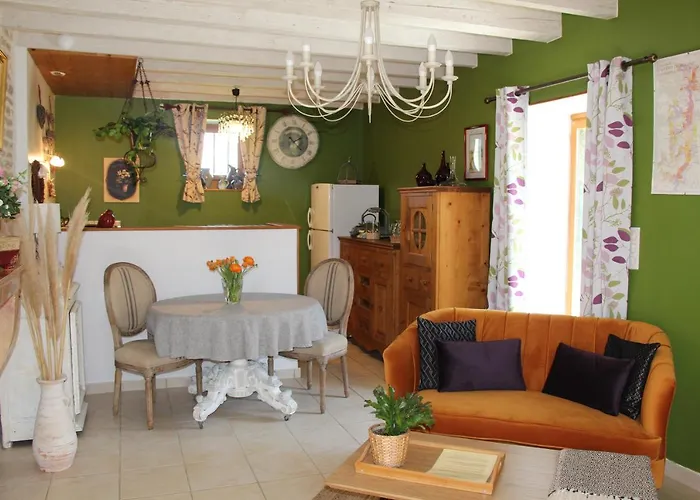 Le Clos De La Challangette Отель типа 