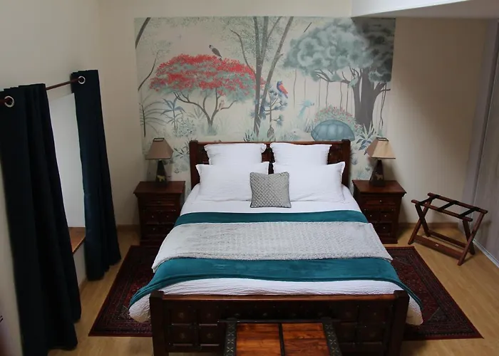 Le Clos De La Challangette Bed & Breakfast 4*