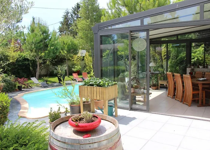 ル クロ ドゥ ラ シャランジェット ボーヌ