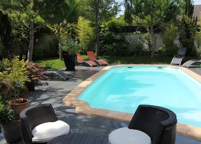 Le Clos De La Challangette 4*